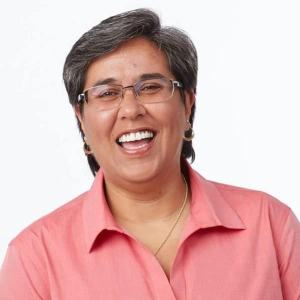 Evelyn del Cerro ’85 — A Bethany Voice on the National Stage